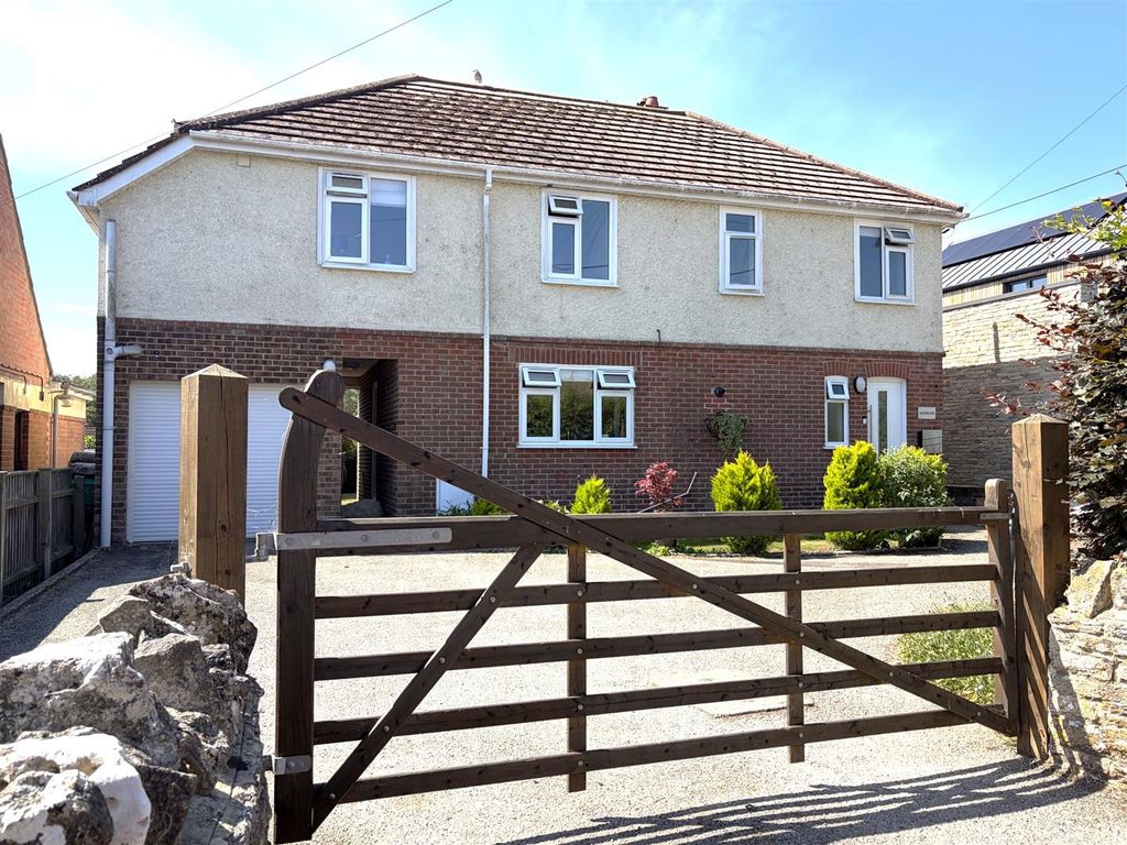 Property photo 1 of 31 4330 Newwindowcard.Jpeg