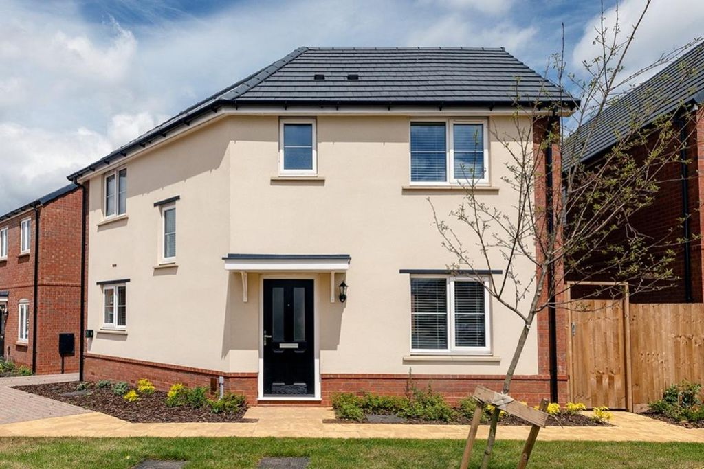 Property photo 1 of 8