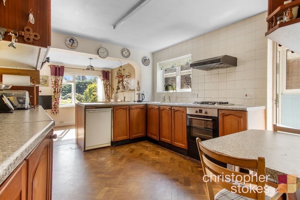 Property photo 3 of 21 4980617