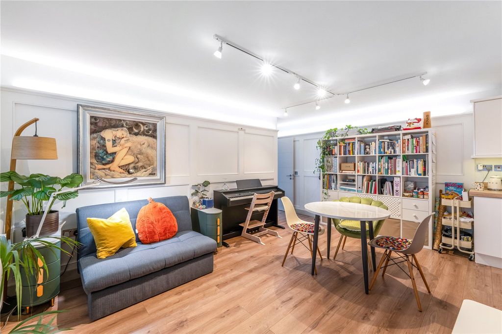 Property photo 3 of 8 Picture No. 08