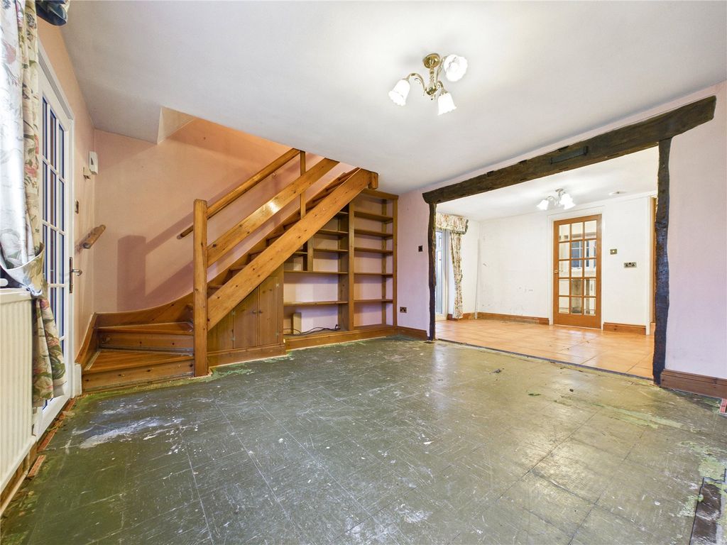 Property photo 3 of 12 Picture No. 02