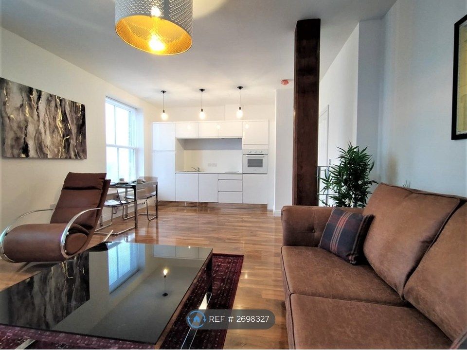 Property photo 2 of 7 Living Room