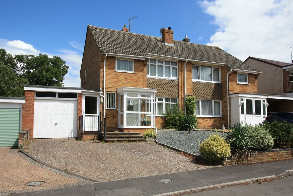 Property photo 1 of 14