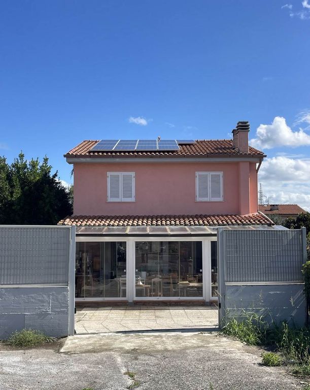 Property photo 2 of 30