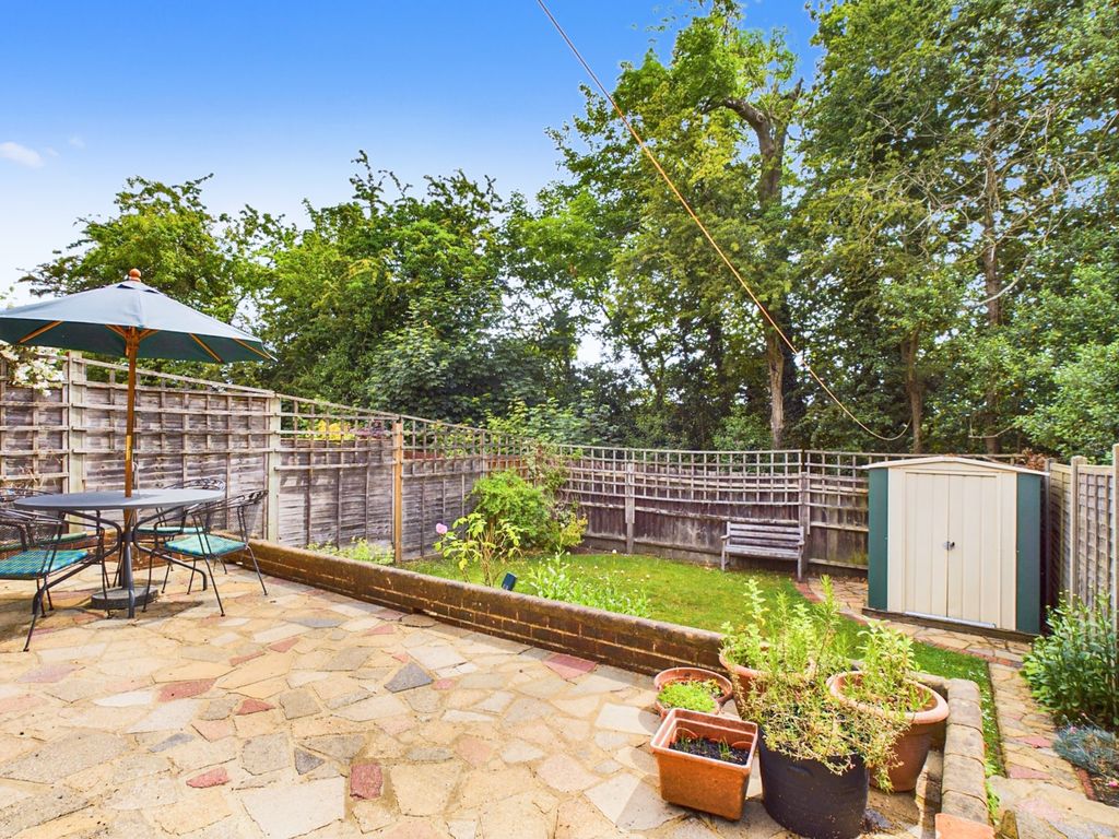 Property photo 3 of 14 30002161-Hr-3