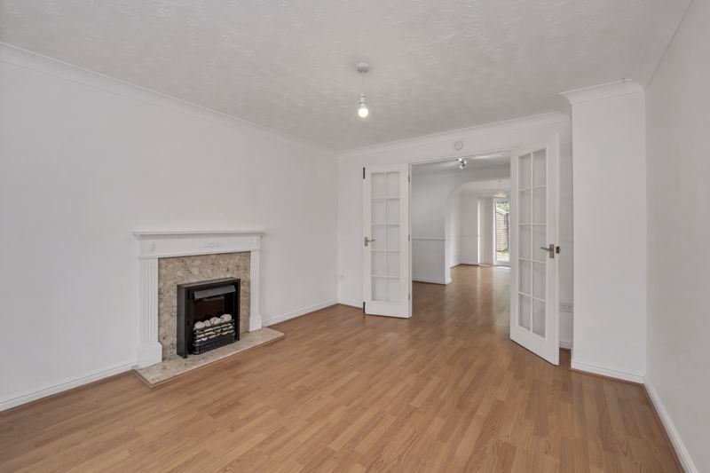 Property photo 2 of 19 Sitting Room