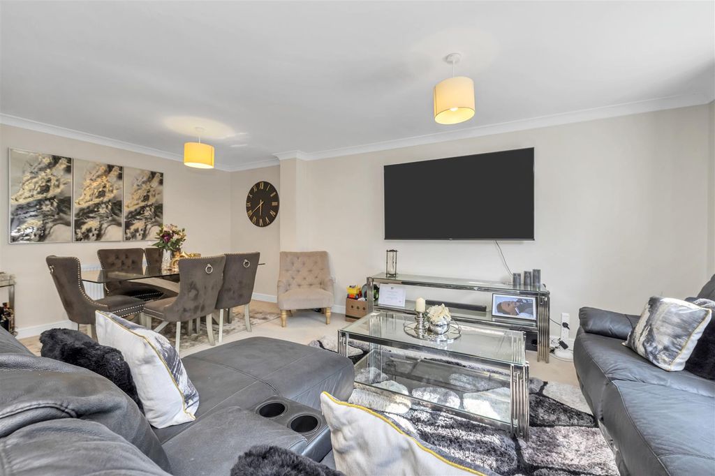 Property photo 3 of 14 Dcp_5570.Jpg