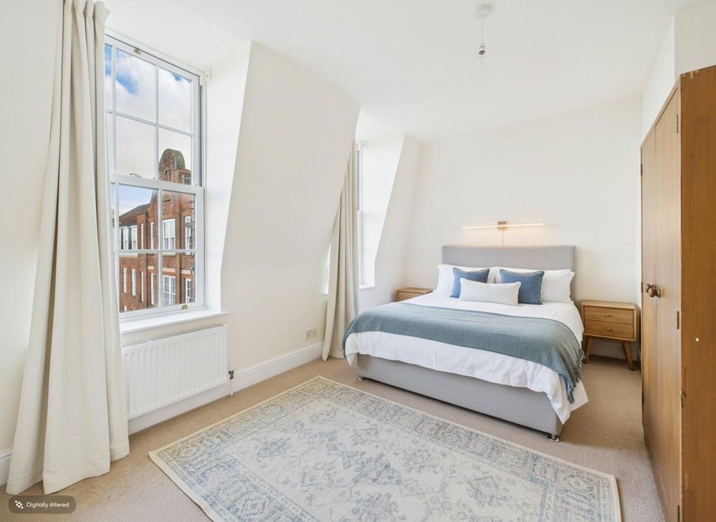 Property photo 3 of 16 Bedroom - Ai