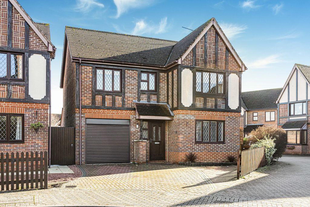 Property photo 1 of 30