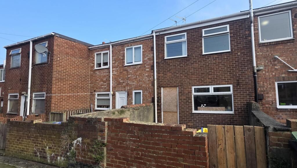 Property photo 2 of 3