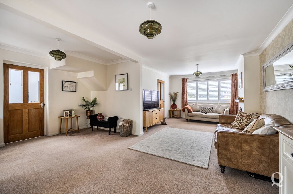 Property photo 2 of 26 51d9394E-c687-40A...