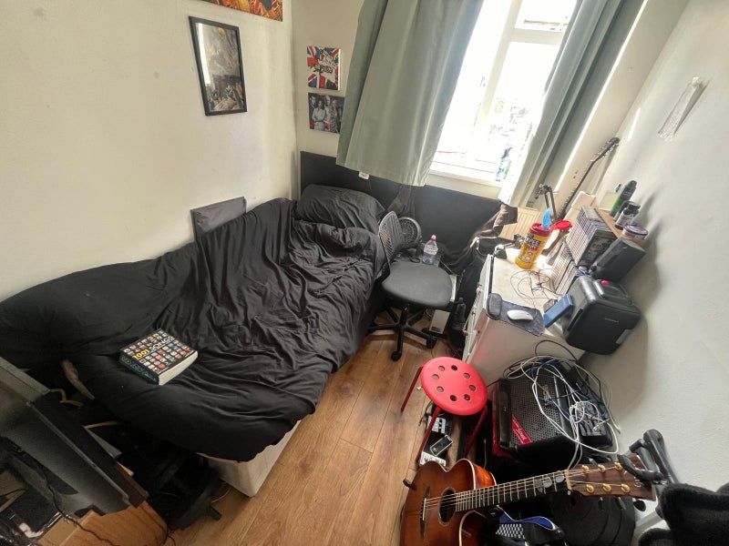 Property photo 3 of 4