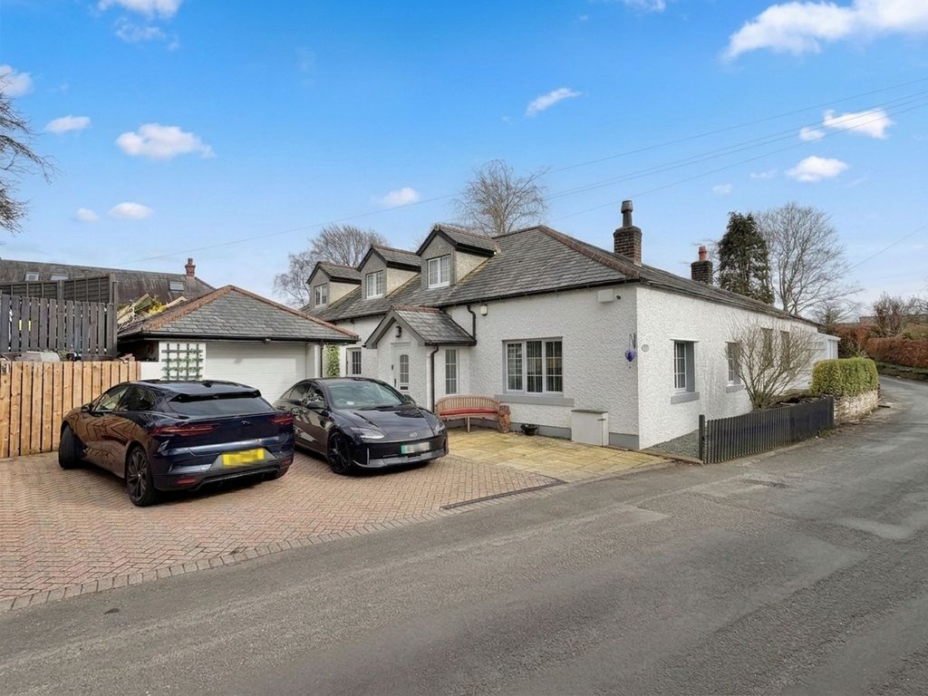 Property photo 1 of 27 Gable Cottage