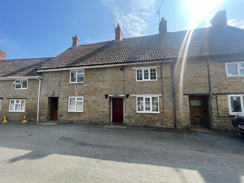 Property photo 2 of 11