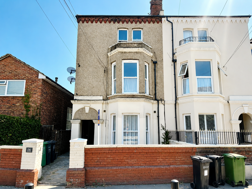 Property photo 1 of 6