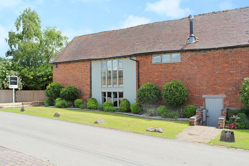 Property photo 1 of 36