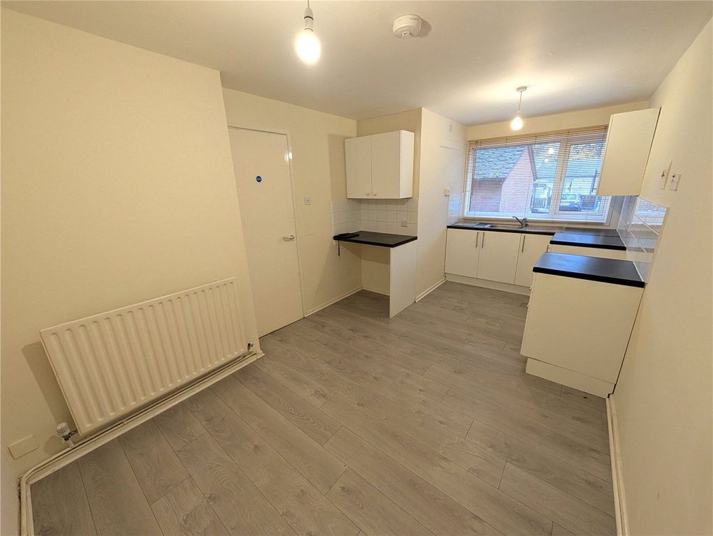 Property photo 2 of 11 Picture No. 09