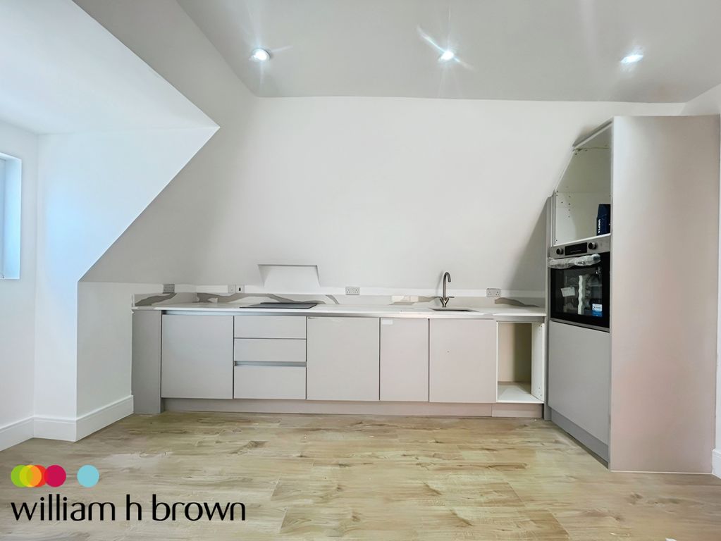 Property photo 1 of 7 Kitchen