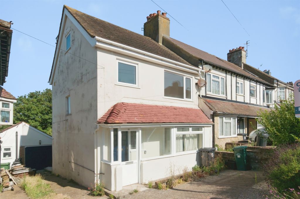 Property photo 1 of 27