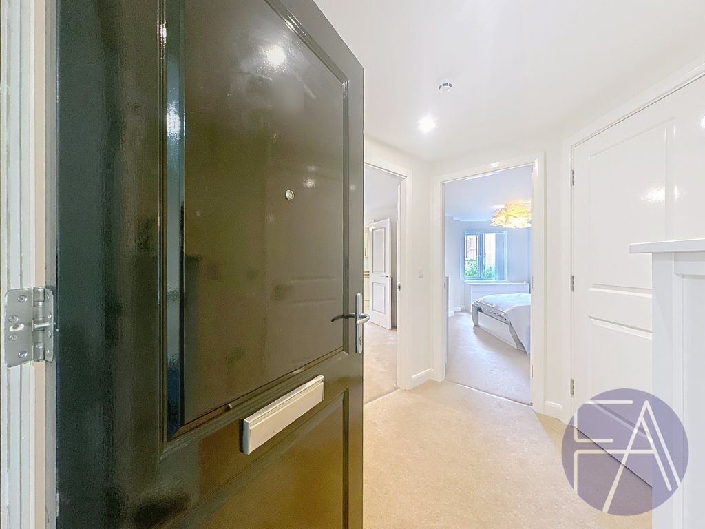 Property photo 2 of 17 4576712