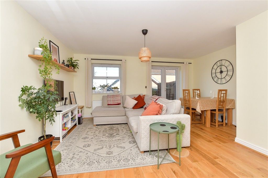 Property photo 2 of 10 Lounge/Diner