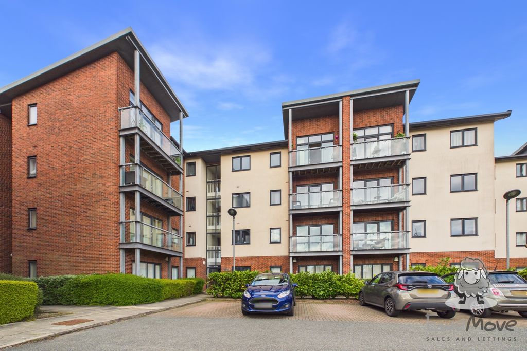 Property photo 1 of 8 27 (2)