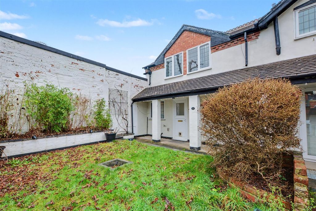 Property photo 1 of 16 Front_1.Jpeg