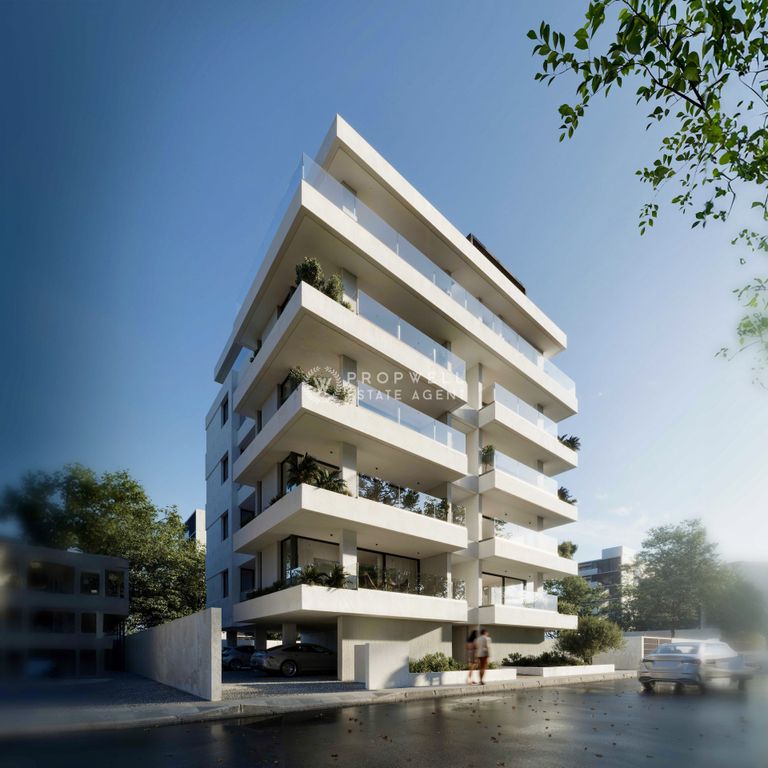 Property photo 1 of 3