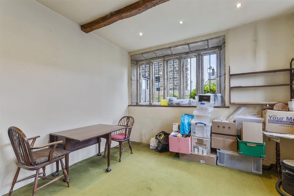 Property photo 3 of 14 Img_0688.Jpg