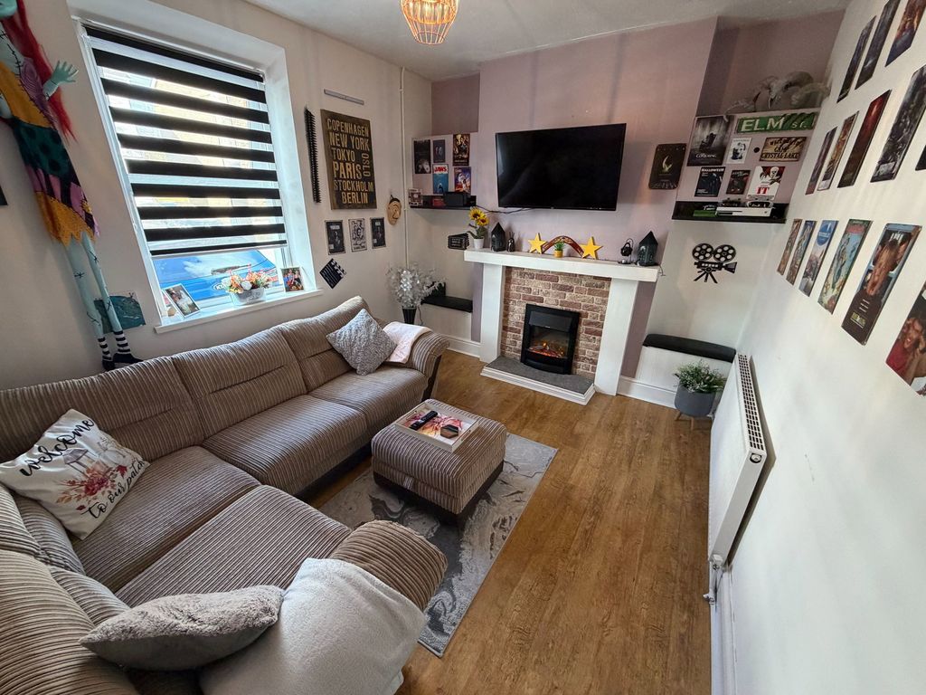 Property photo 3 of 16