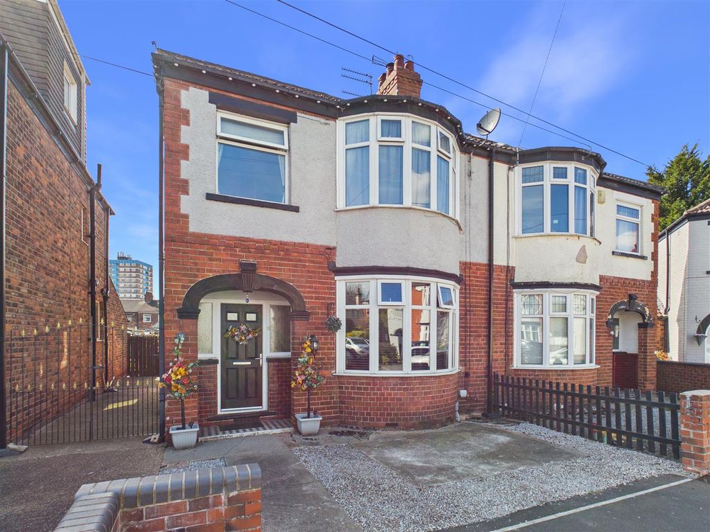 Property photo 1 of 16 Front