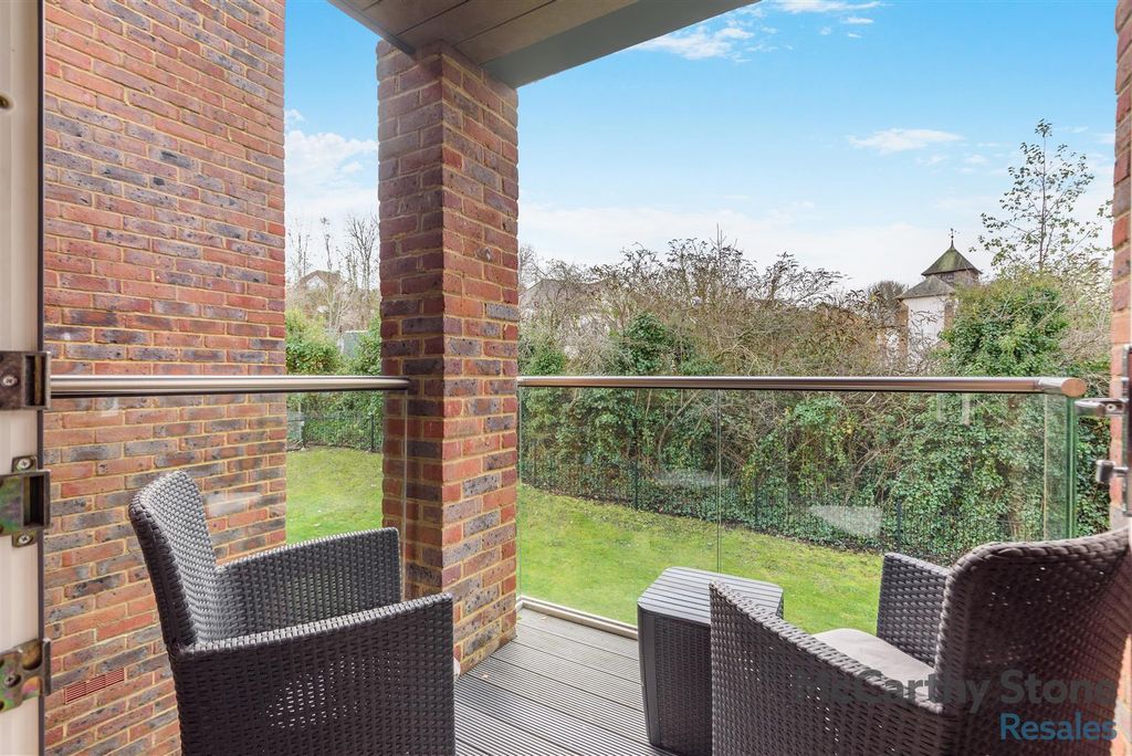 Property photo 3 of 16 8673017-Exterior01.Jpg