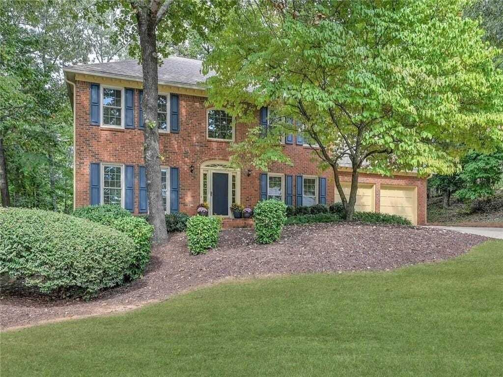 Property photo 1 of 31