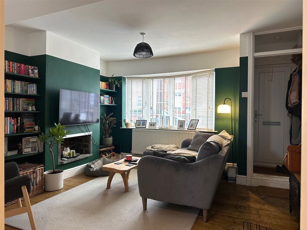 Property photo 1 of 18 Picture No. 06