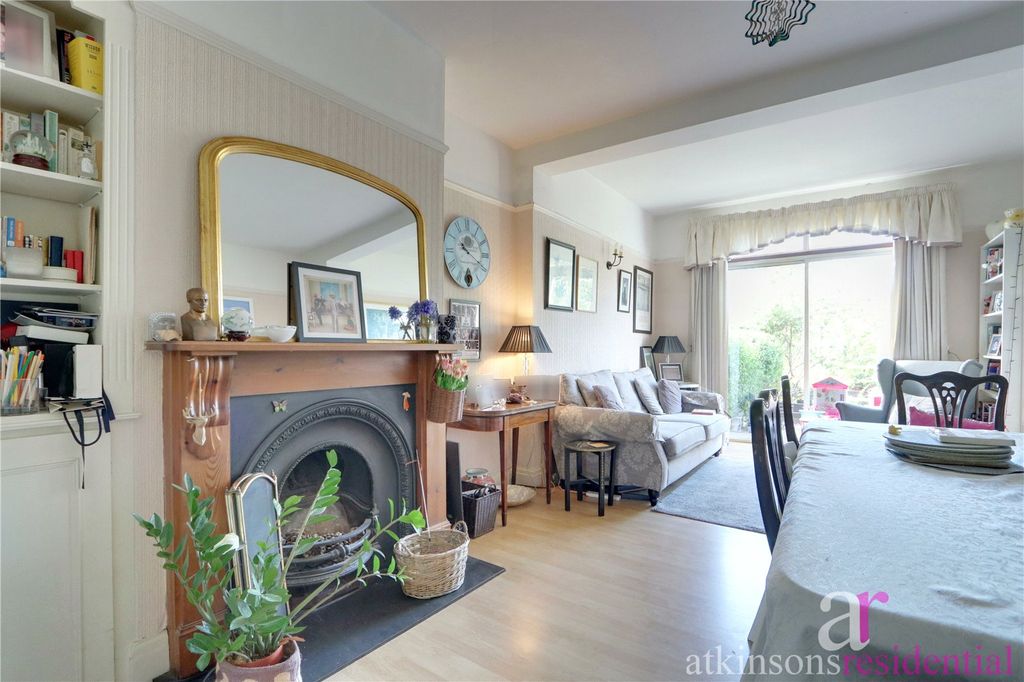 Property photo 2 of 21 Picture No. 02