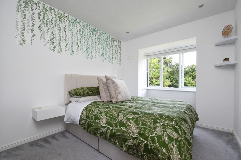 Property photo 2 of 10 4831571