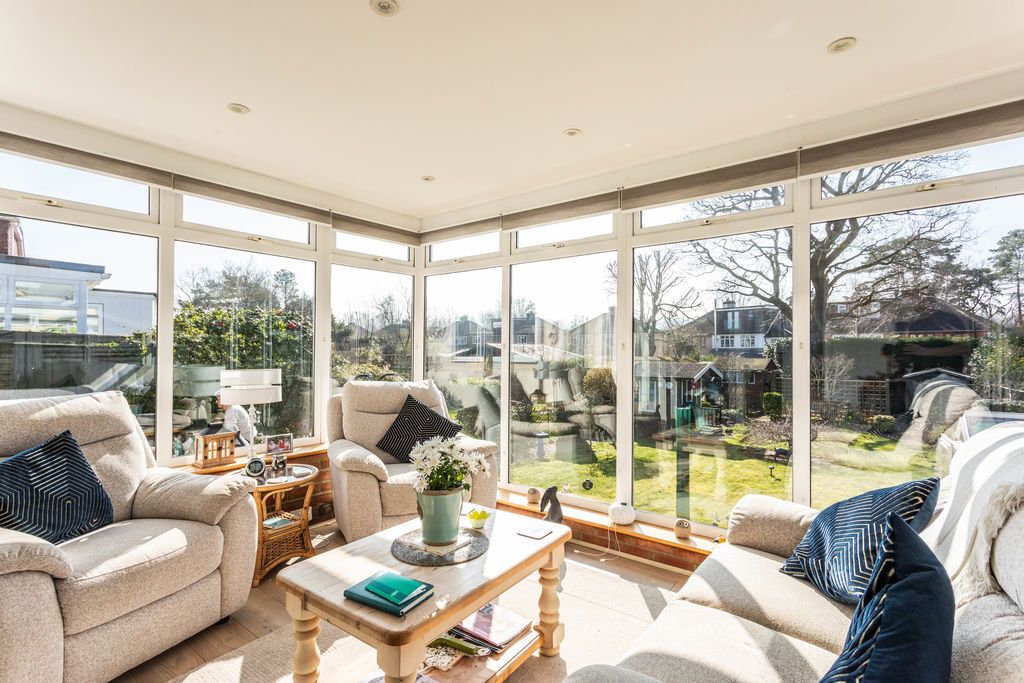 Property photo 3 of 19 Photo 12