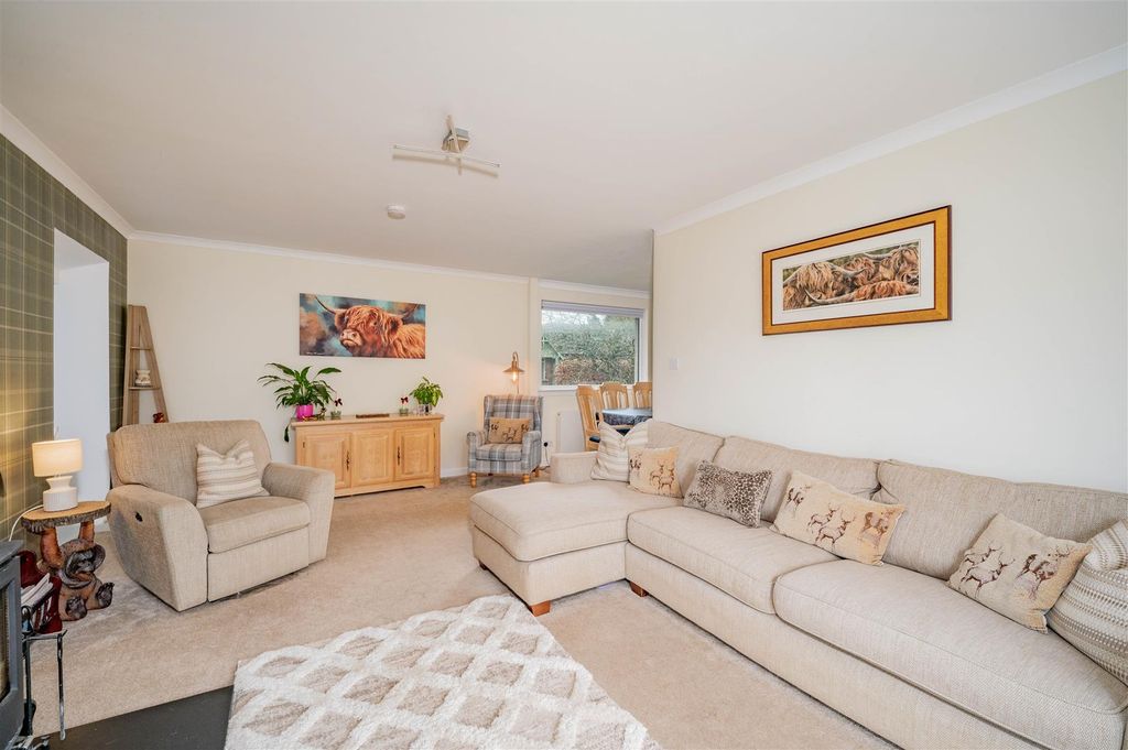 Property photo 3 of 37 Pine Grove Meigle-25.Jpg