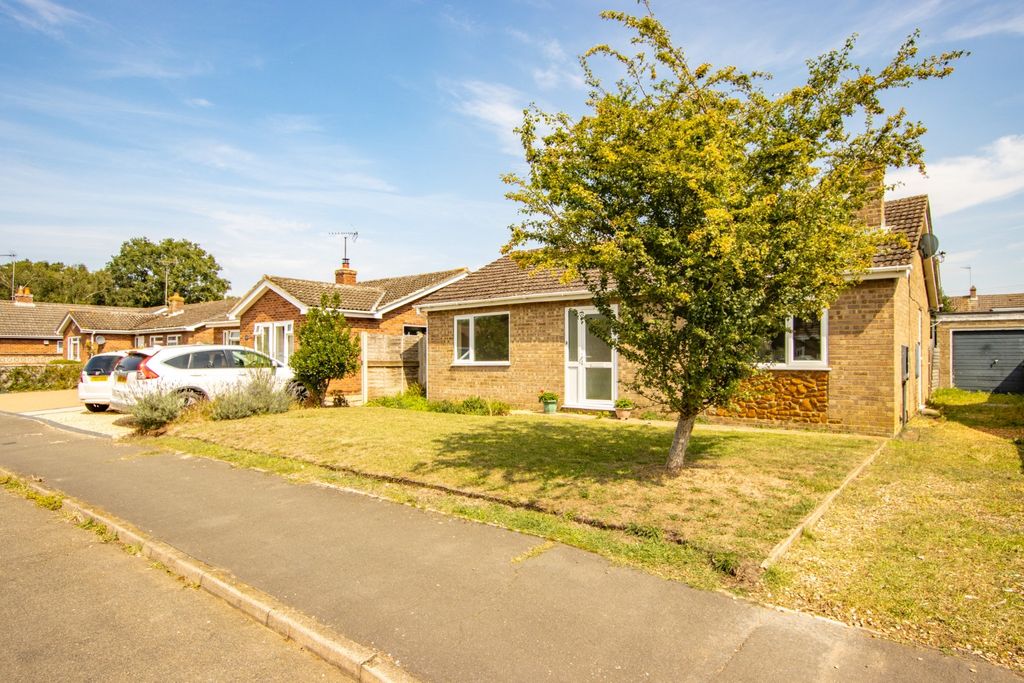 Property photo 1 of 16 4424360