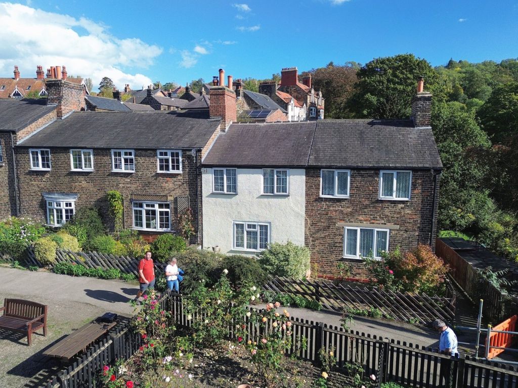 Property photo 1 of 22