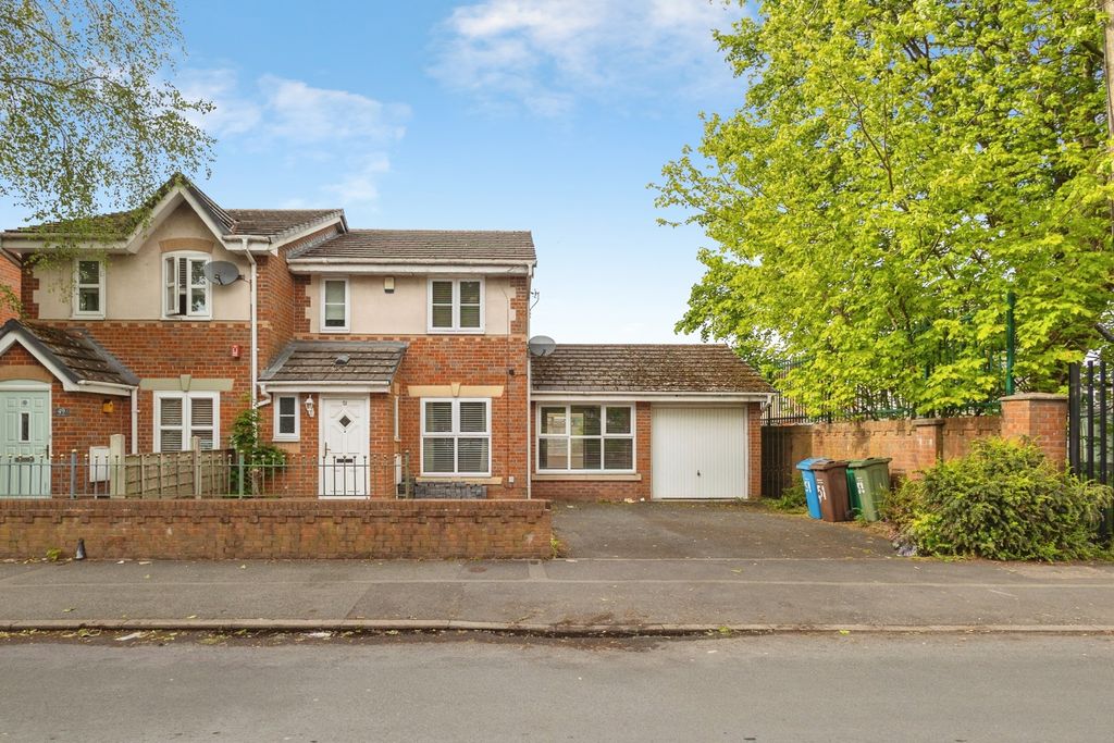 Property photo 1 of 19 Pbox-Img.Jpg
