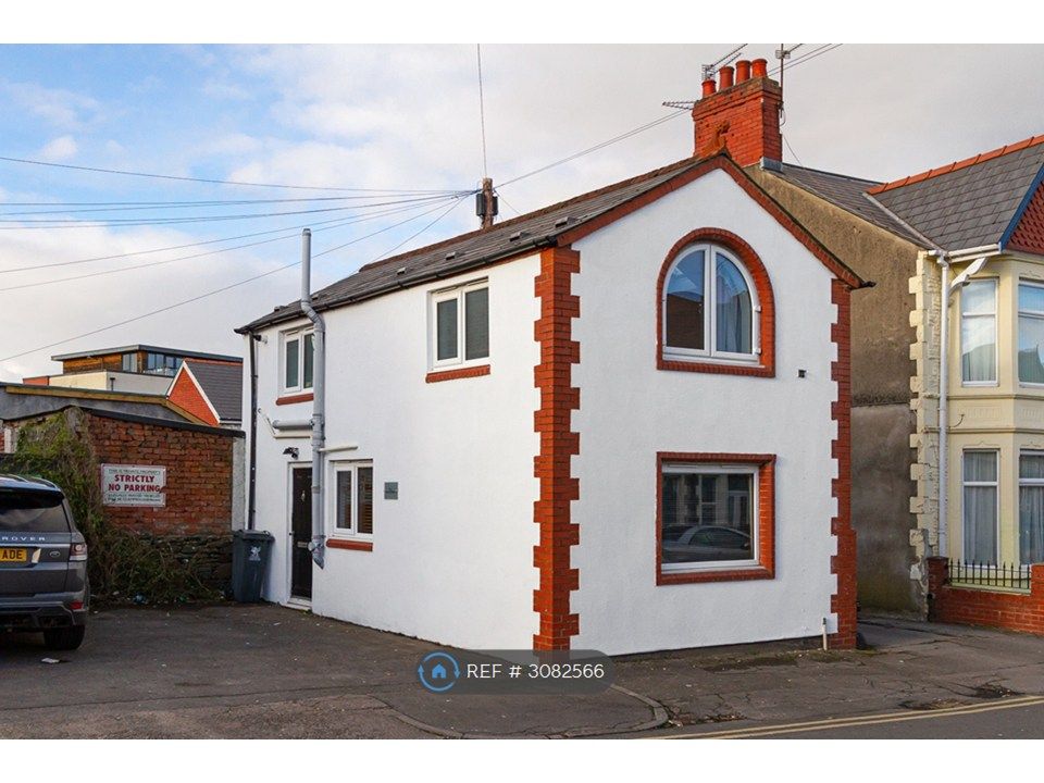 Property photo 1 of 13