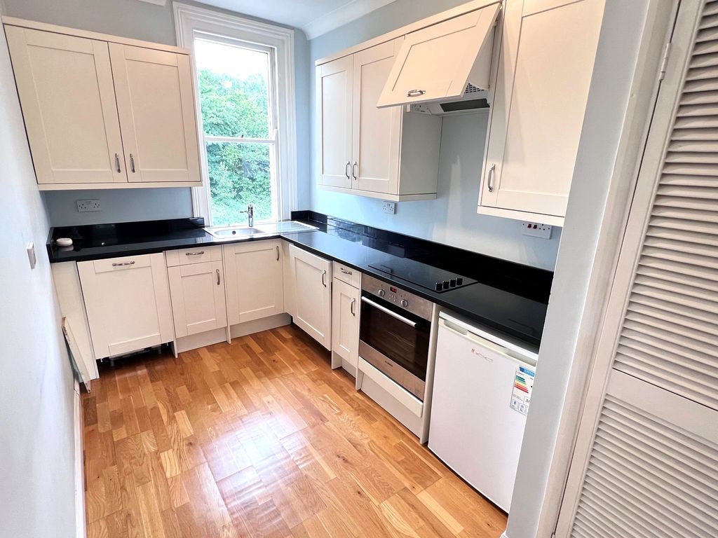 Property photo 2 of 9 Kitchen