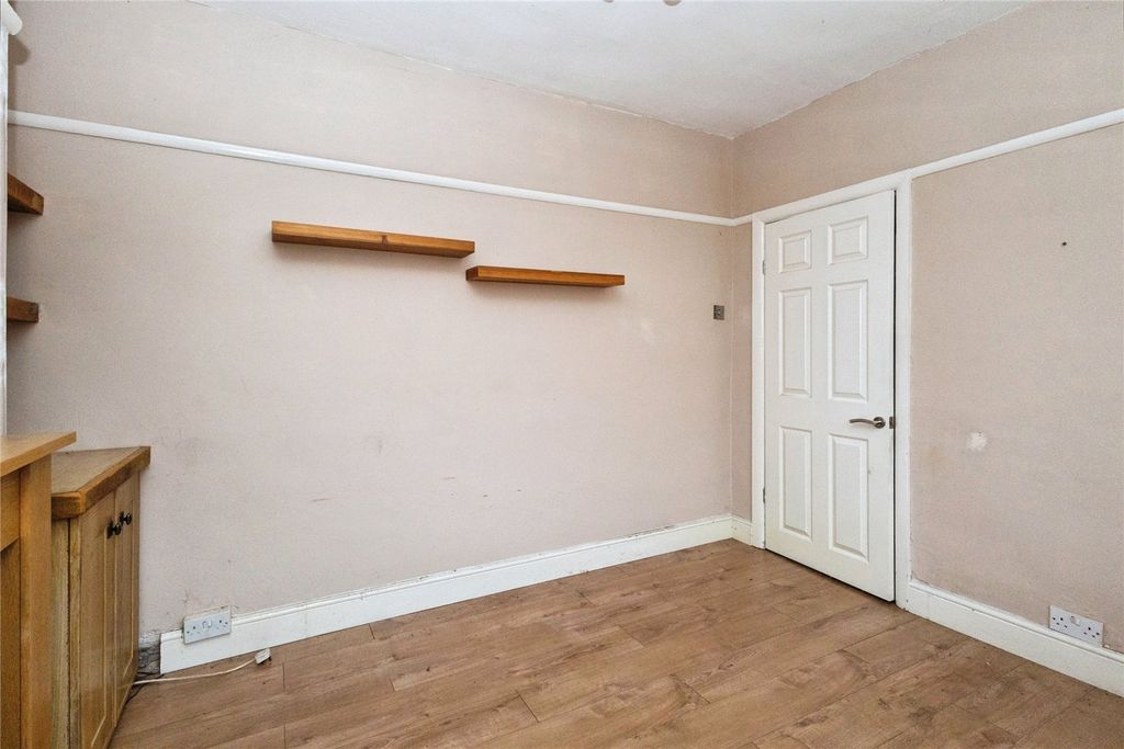 Property photo 3 of 17 Picture No. 39