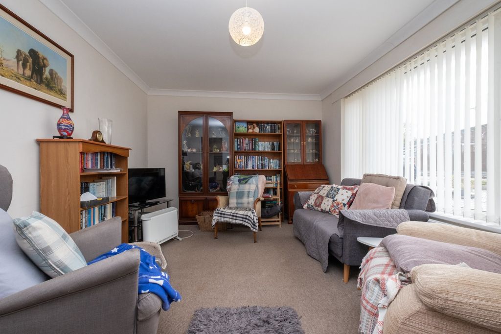 Property photo 2 of 9 Picture 2