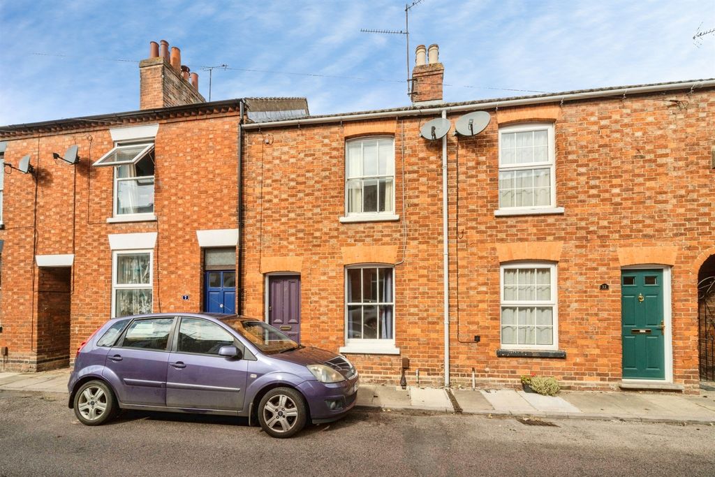 Property photo 1 of 24