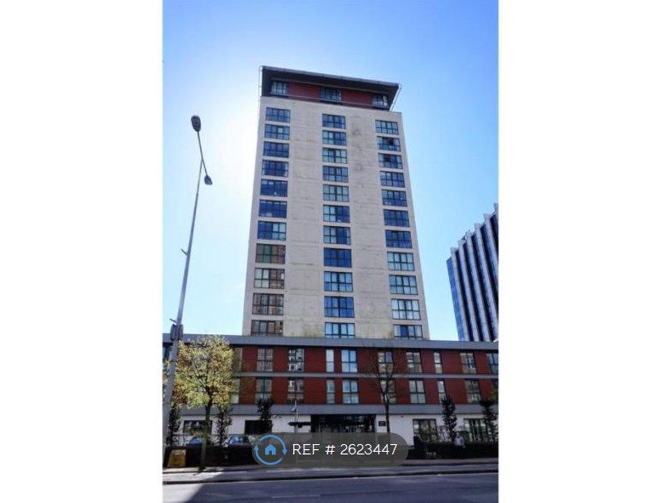 Property photo 1 of 11 Building
