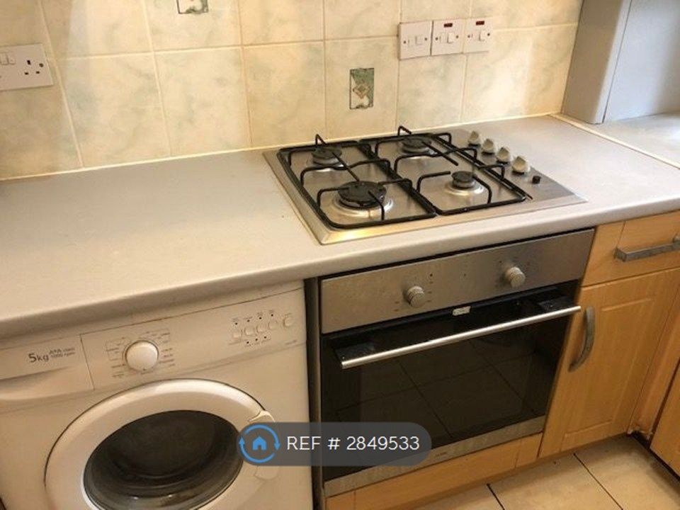 Property photo 2 of 3