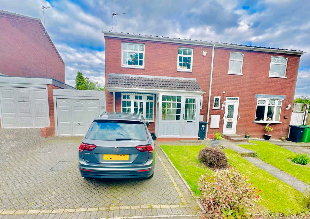 Property photo 3 of 19