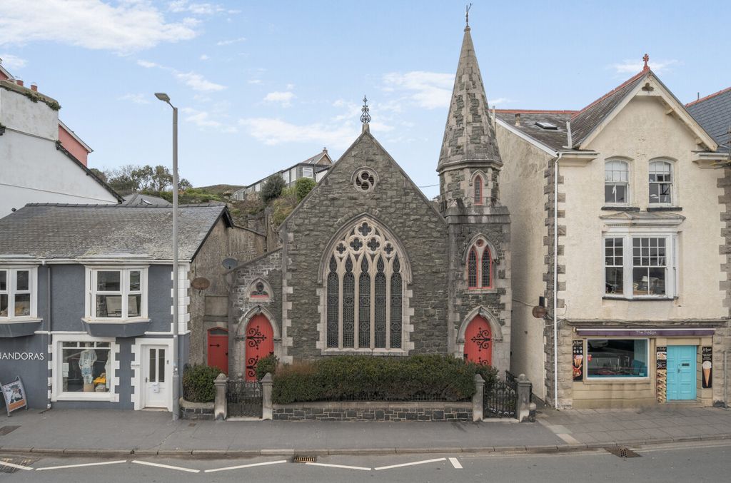 Property photo 1 of 20 1404989-2-6994c13...